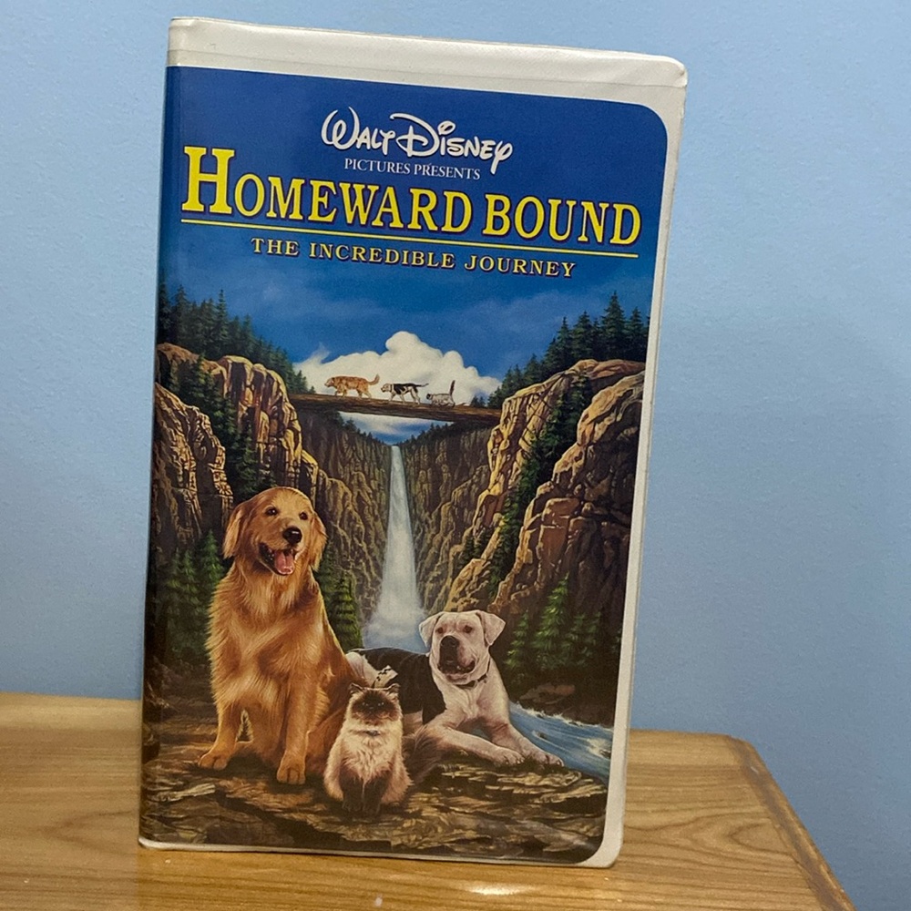 Disney Homeward Bound VHS